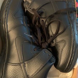 New Nike dunk high black big kids 6y with box